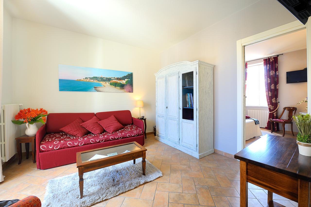 Albergo Giuan Taggia Exterior foto