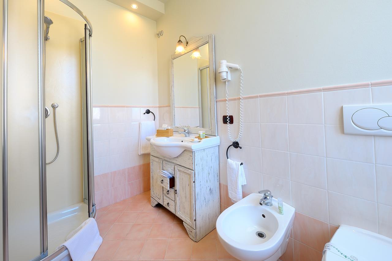 Albergo Giuan Taggia Exterior foto