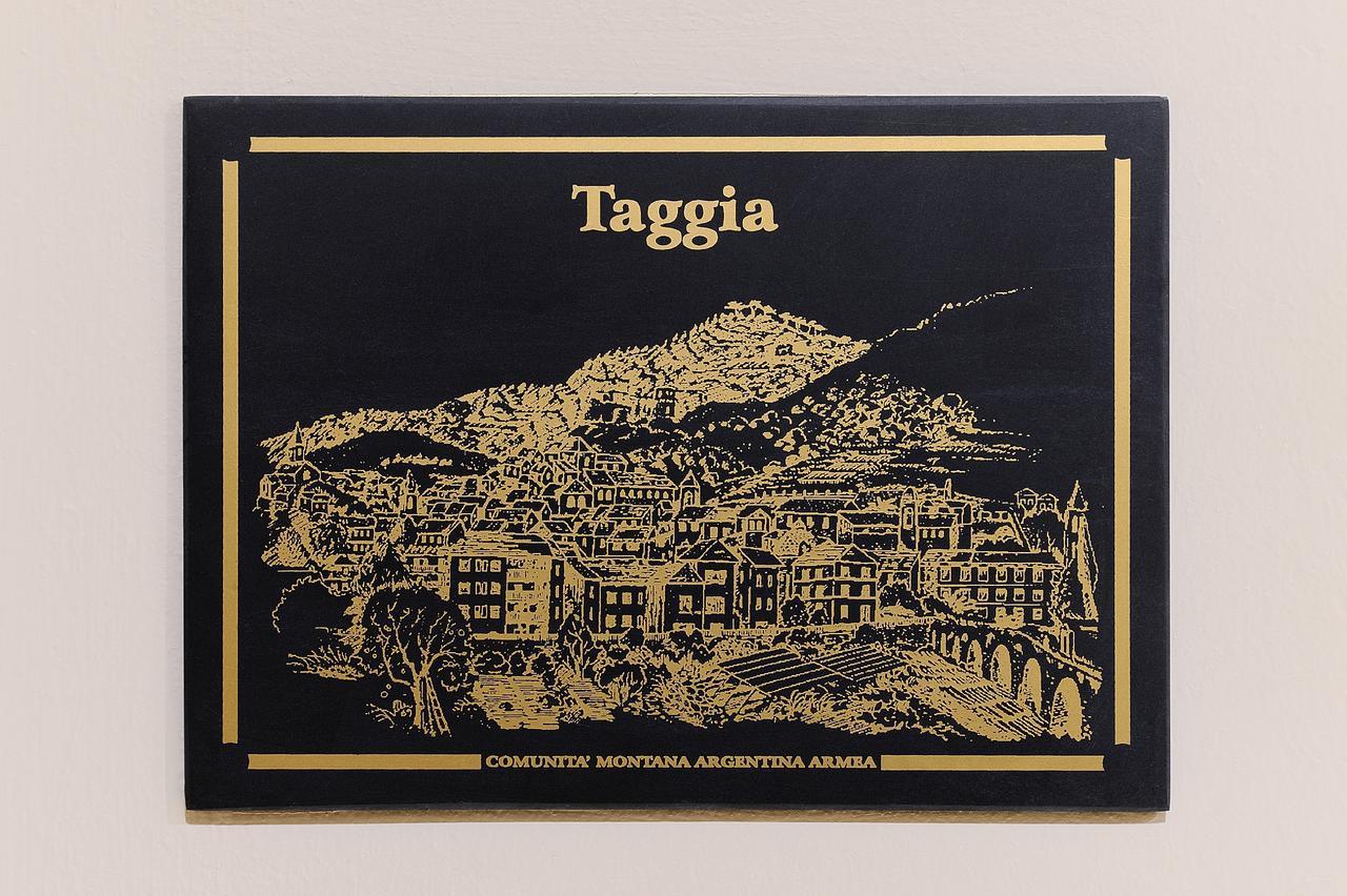 Albergo Giuan Taggia Exterior foto